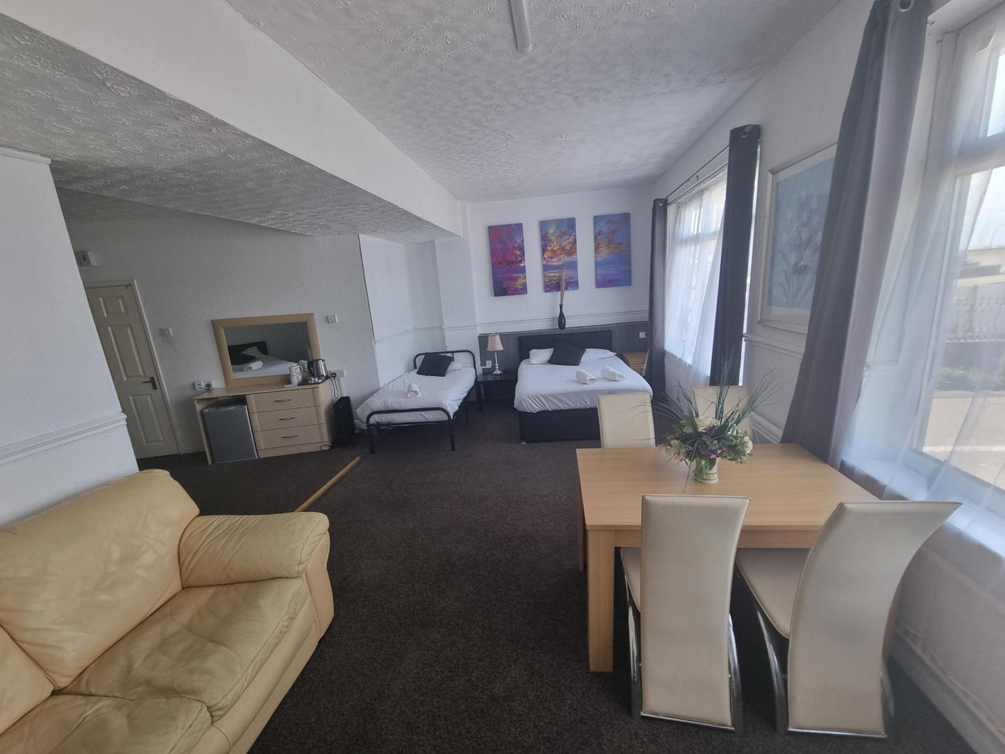 Henson Hotel Pleasure Beach Blackpool Kamer foto